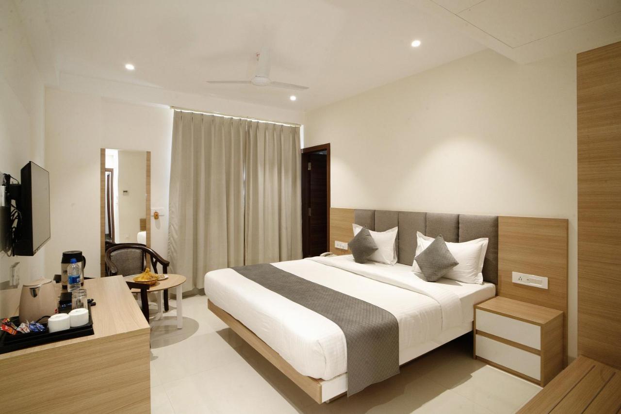 The Mangal View Residency - A Luxury Boutique Business Hotel Udaipur Exteriör bild