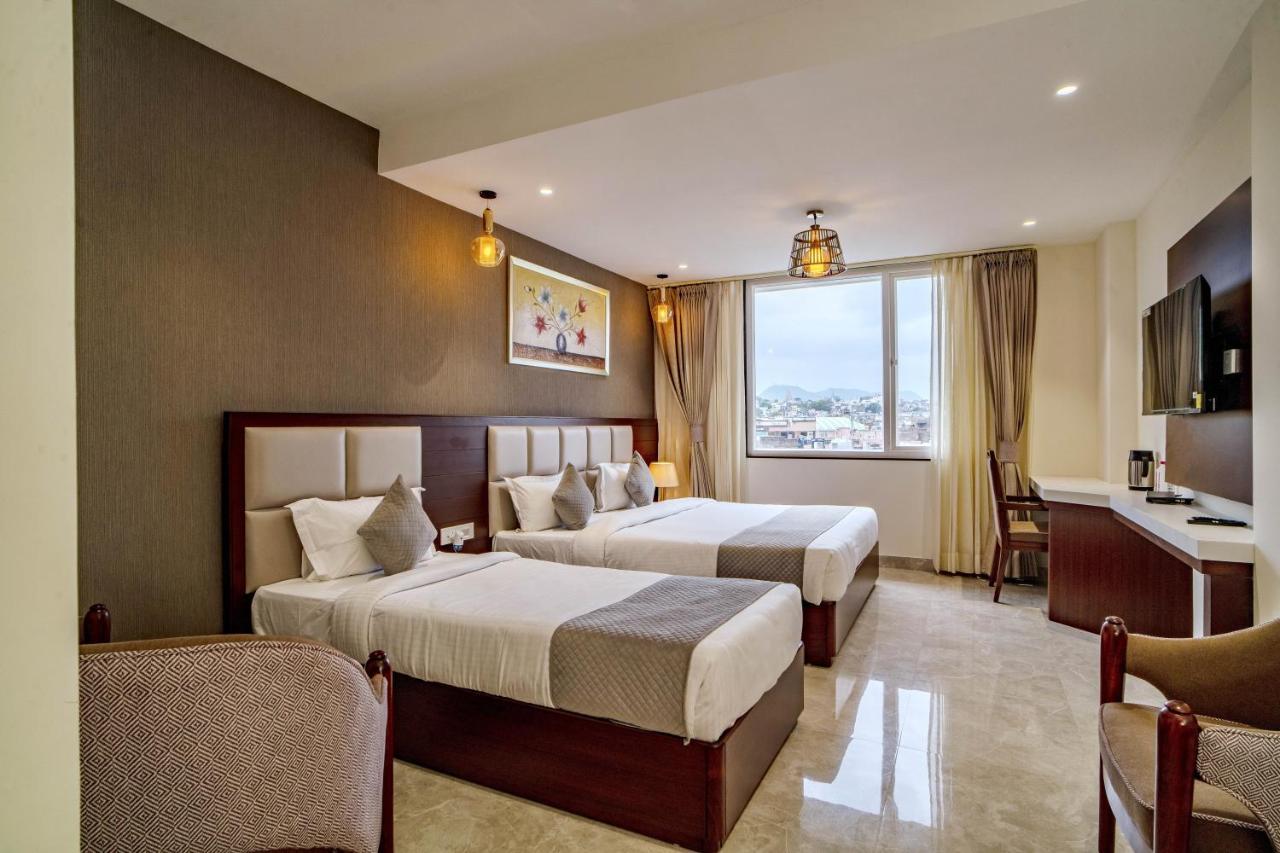 The Mangal View Residency - A Luxury Boutique Business Hotel Udaipur Exteriör bild