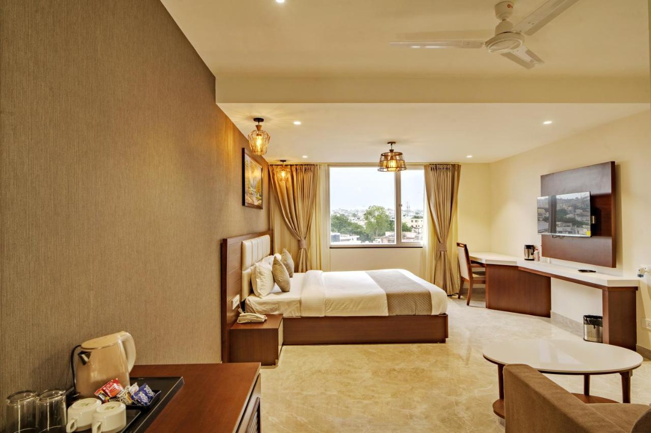 The Mangal View Residency - A Luxury Boutique Business Hotel Udaipur Exteriör bild