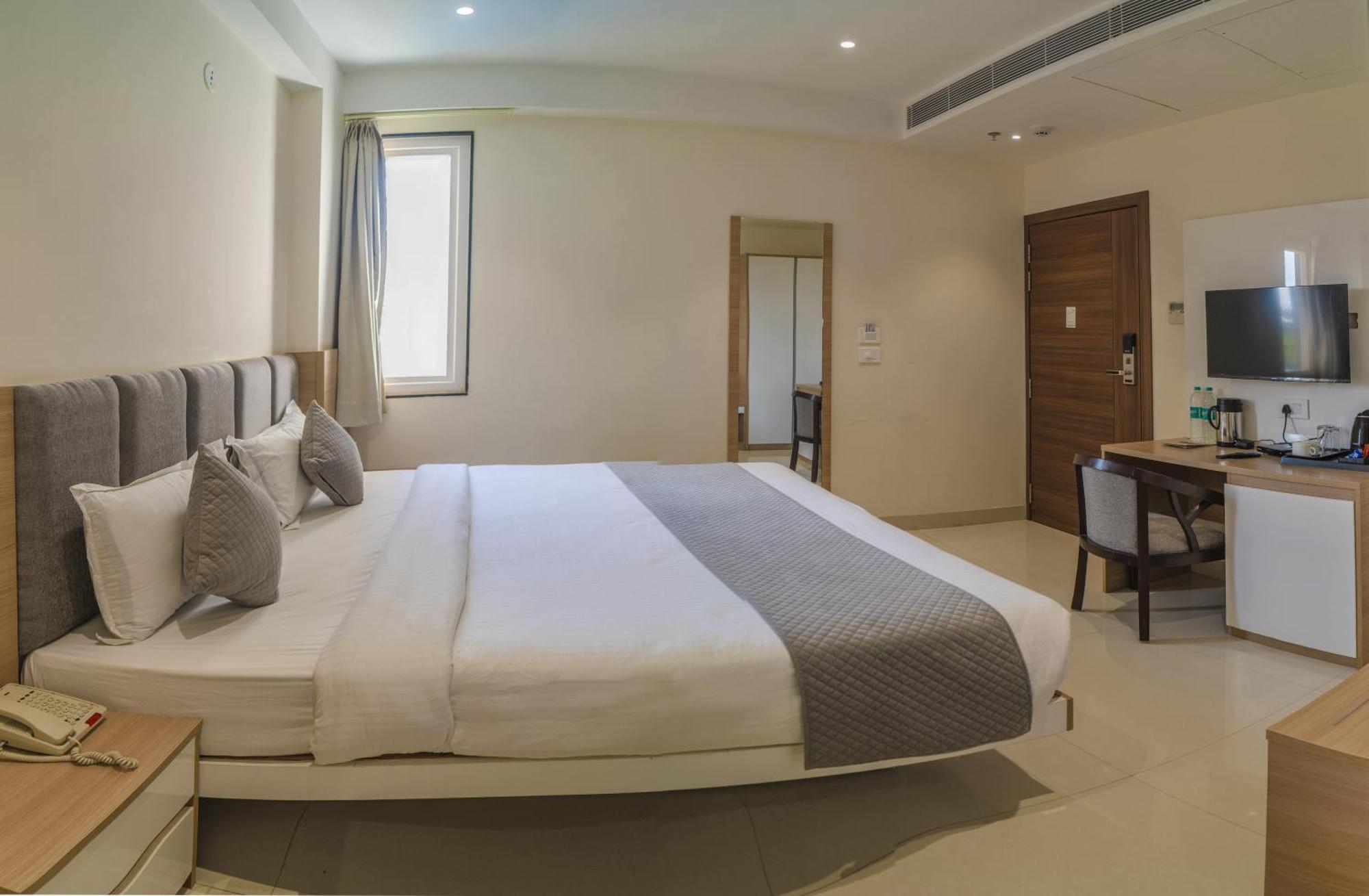 The Mangal View Residency - A Luxury Boutique Business Hotel Udaipur Exteriör bild